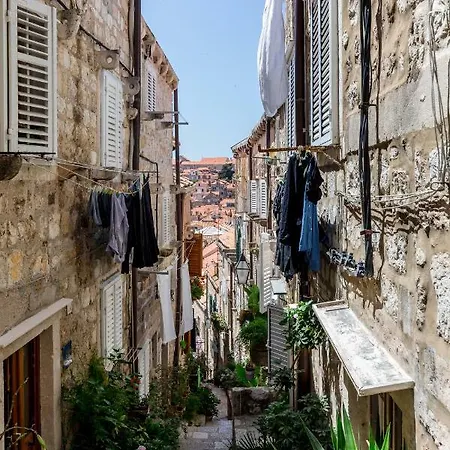 아파트 Old Town Lea *