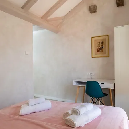 Apartament Old Town Lea *